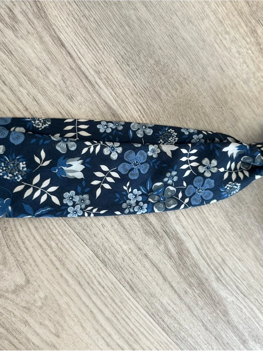 Express Navy Blue Floral Men's Tie